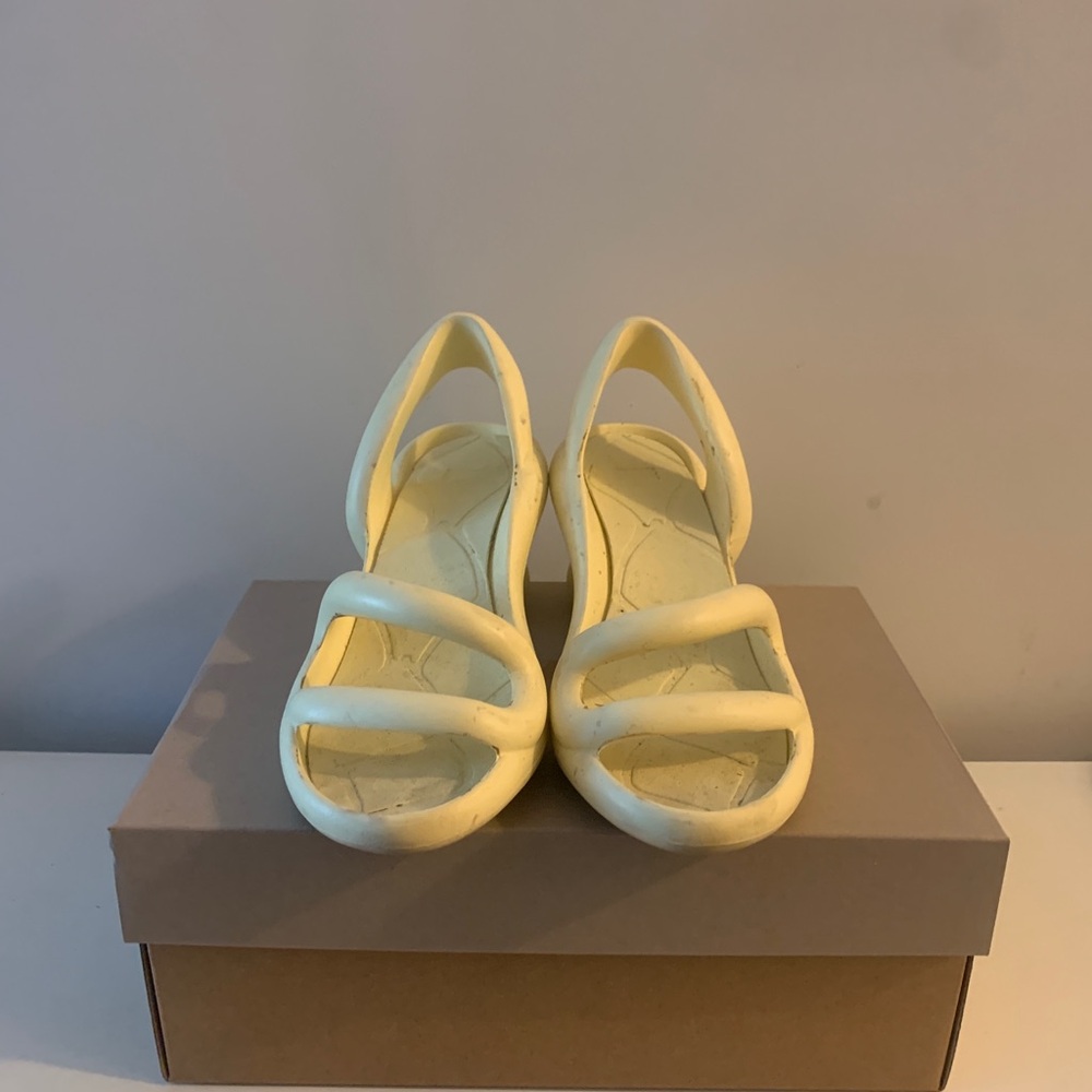 Camper Kobarah Sandals Off-White Yellow